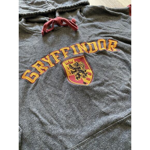 Harry Potter Gryffindor Sweater Red Yellow Womens Size M Wizard Hogwarts - Picture 2 of 6